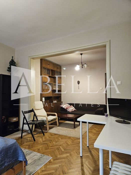 Дава се под наем Двустаен апартамент в София, Лозенец - 60 кв.м за 433.5 € - Снимка #2