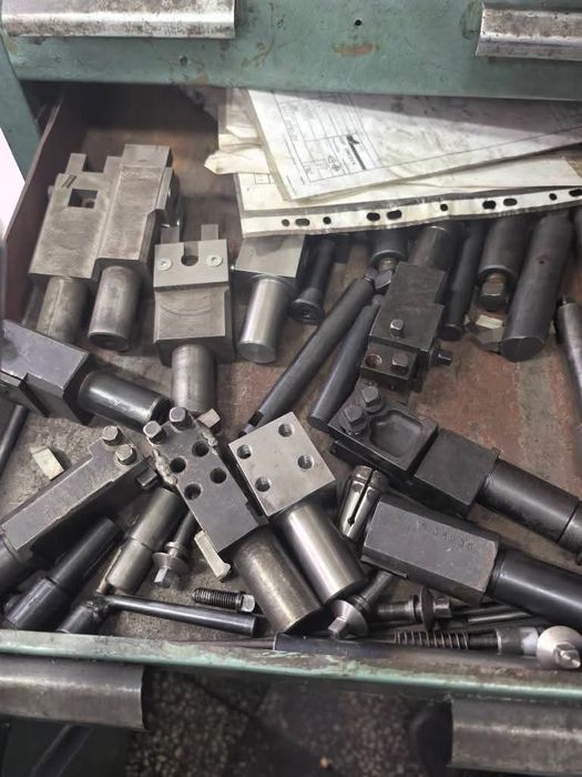 Продавам руски револверен струг