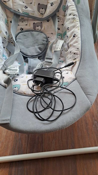 ,бебешка електронна люлка