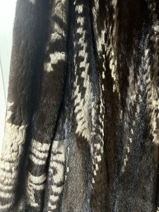 Продается норковая шуба 44-46