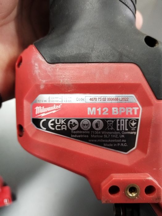 Pistol pentru nituri 12 v