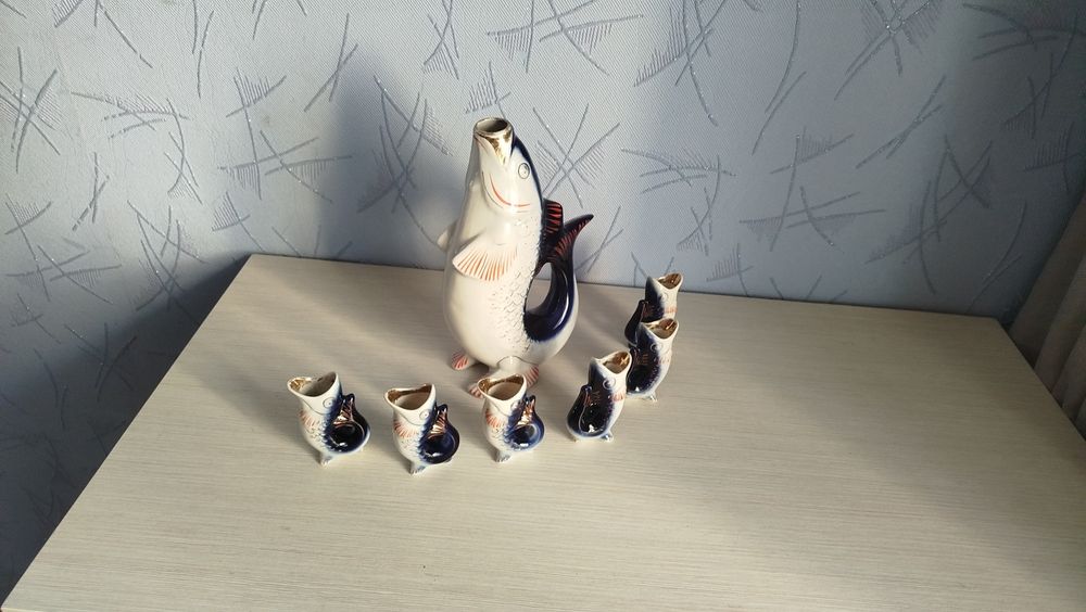 Набор. Графин с рюмочками в виде рыбок