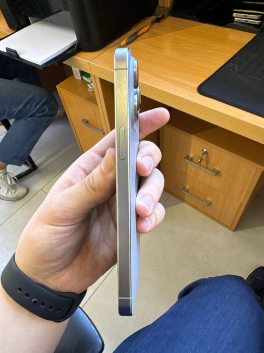 15 pro max 256 86% karpka bor