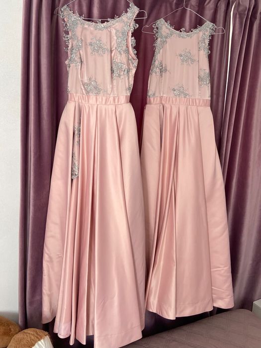 Rochii de seară din taftă roz