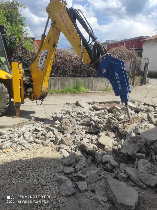 Услуги строителна техника багери самосвали. Строителни дейности, ремон