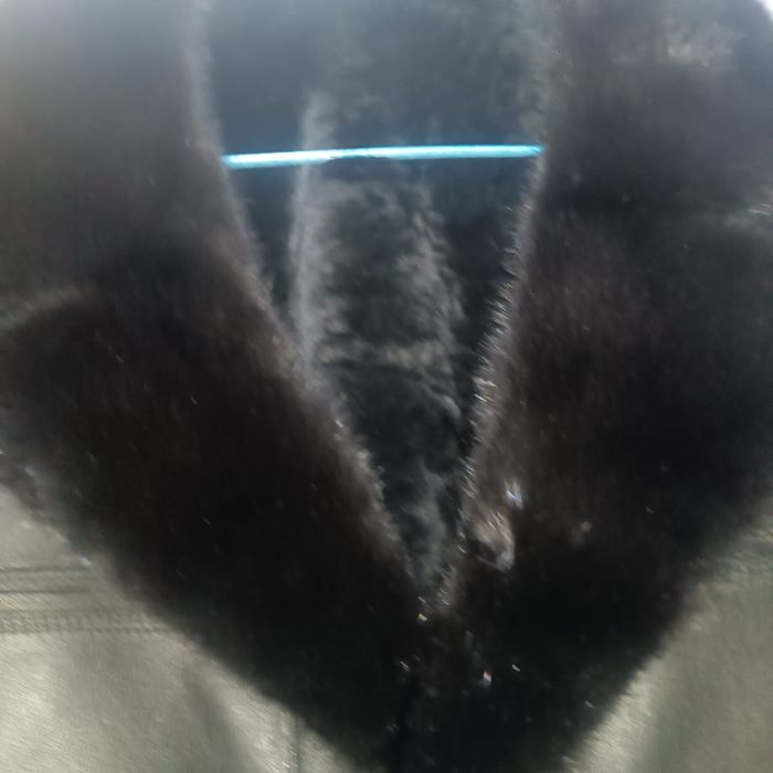 Продам натуральную кожаную дублёнку