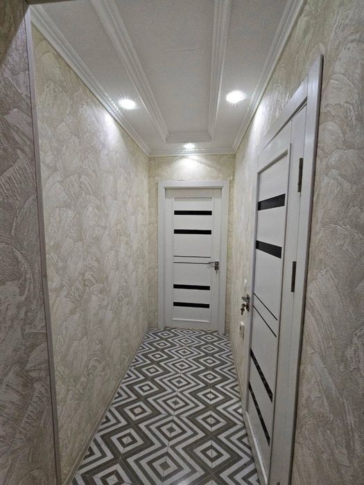 Ижарага берилади 3 хонали 2 этаж 350$ Zafar restoran Поворот.