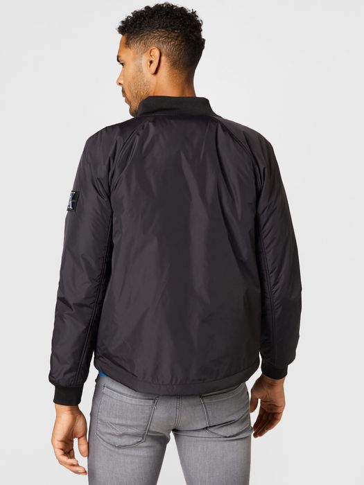 Geaca bomber Calvin Klein Jeans J30J320930