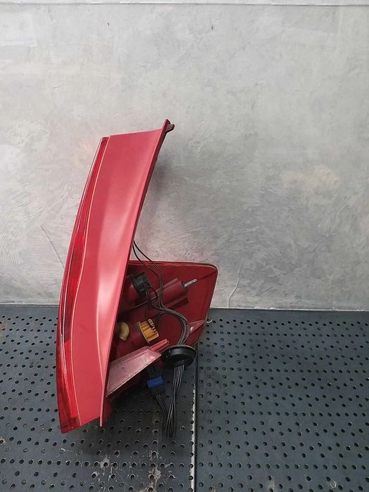 Stop tripla lampa stanga citroen c4 lc 9655864080