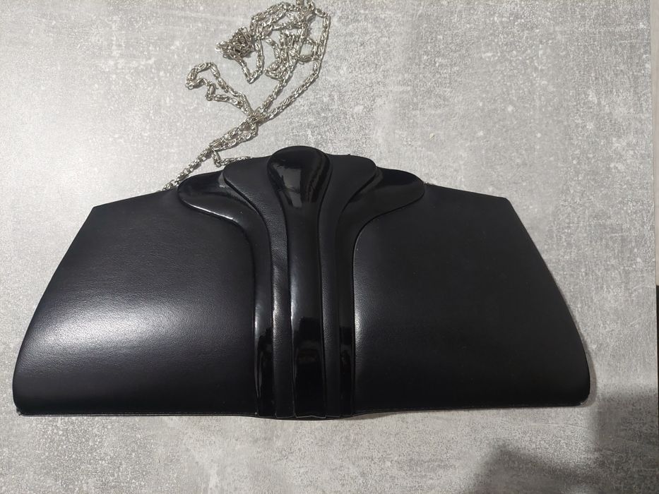 Черен официален плик