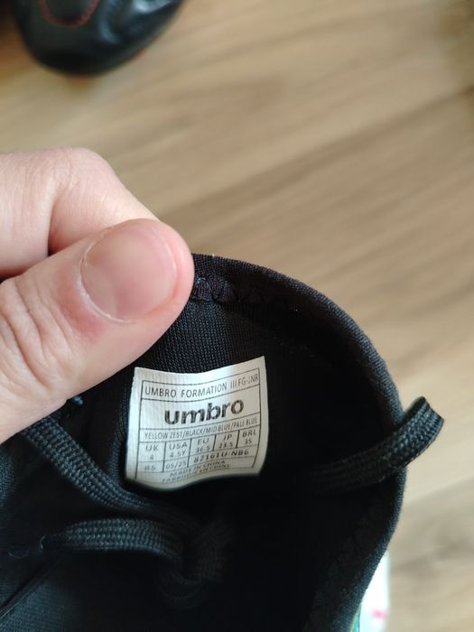 Детски футболни бутонки Umbr   36.5