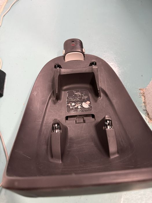 Cybex Sirona M2 i-Size детско столче и база