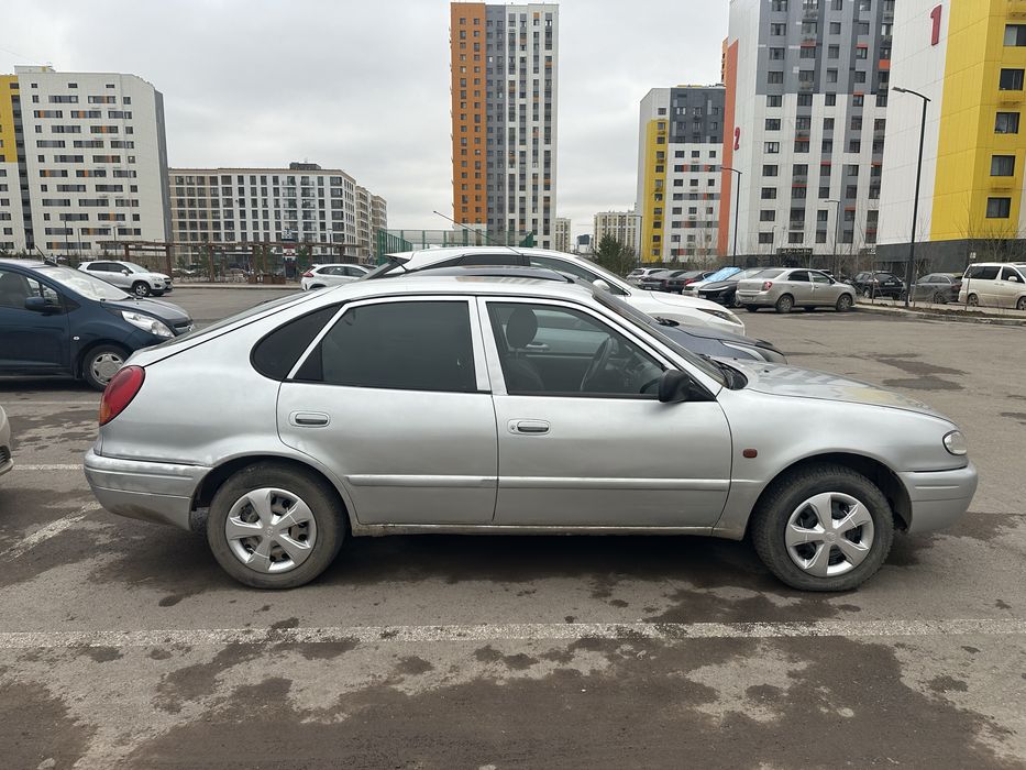 Продам авто тойота королла