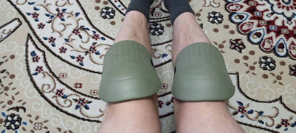 Продам новые - наколенники для Ремонта