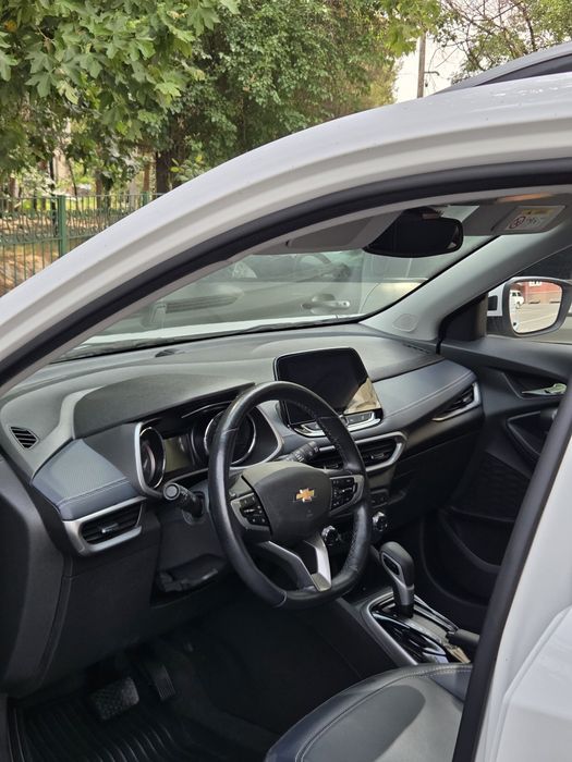 Tracker 2 Premier Plus 2024