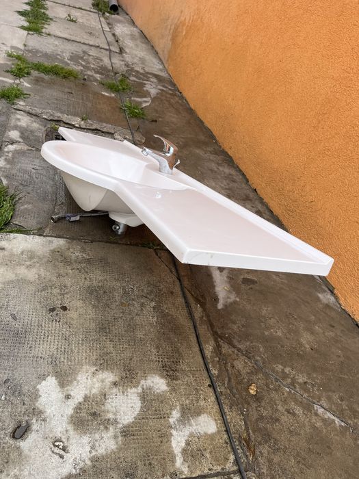 Chiuvetă baie cu blat + baterie inclusă