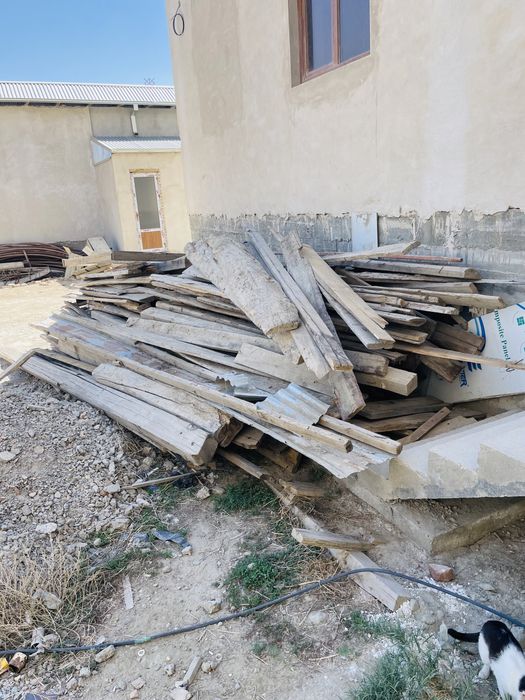 Сотилади тахта черный потолок