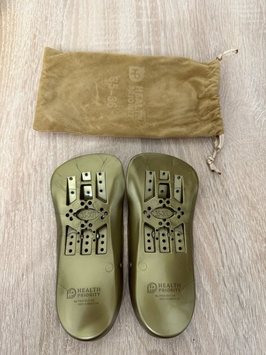 Продаю коррекционные стельки