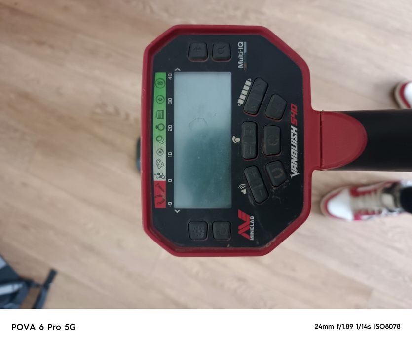 Detector de metale vanquish 540