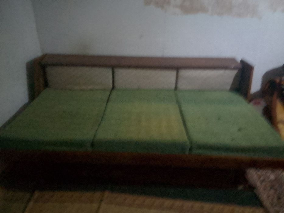 Gr. Firma 2 metr yiğilsa 1.25 metr yiğiladigan divan