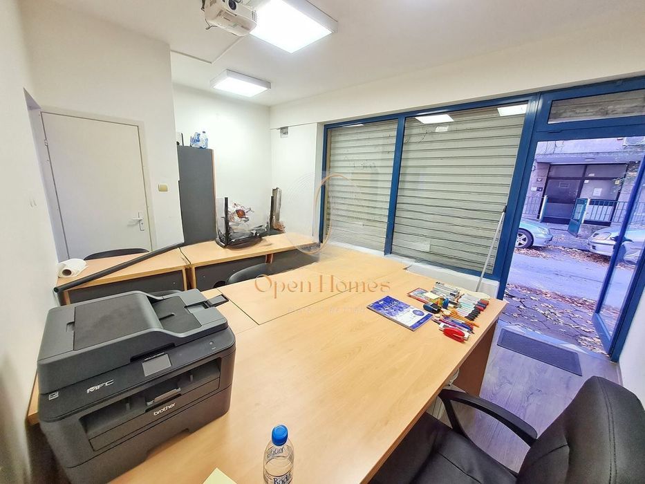 Продава се Офис в Пловдив, Христо Смирненски - 21 кв.м за 1667 €/кв.м - Снимка #2