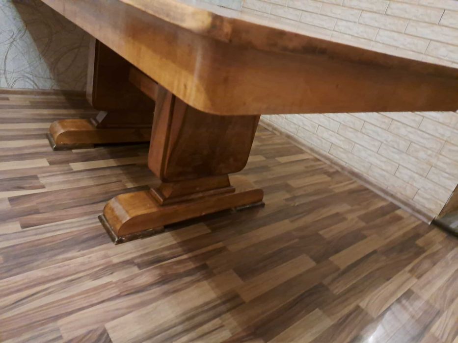 Масивна / Ретро /  Красива Кухненска Разтегателна Маса от Дърво