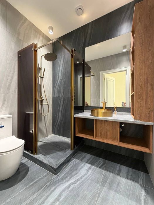 Касественный Дом с Бассейном Циолковского