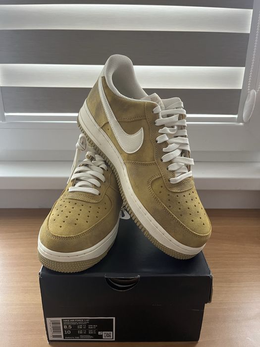 Nike AIR FORSE 1 ‘ 07 LV 8