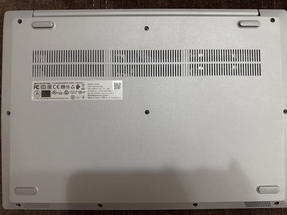 Lenovo IdeaPad 3 15IML05 – i5-10210U / 8GB RAM / 256GB SSD / MX130 2GB / Full HD
