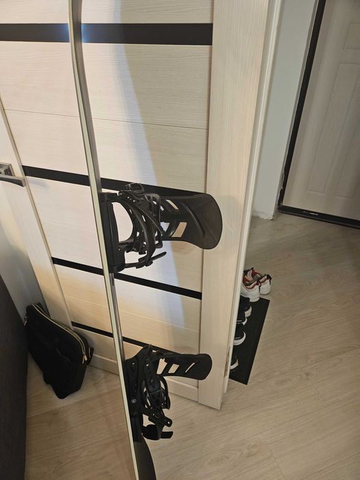 Сноуборд Burton + крепления