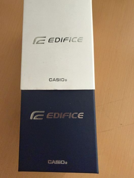 Мъжки часовник ediffice