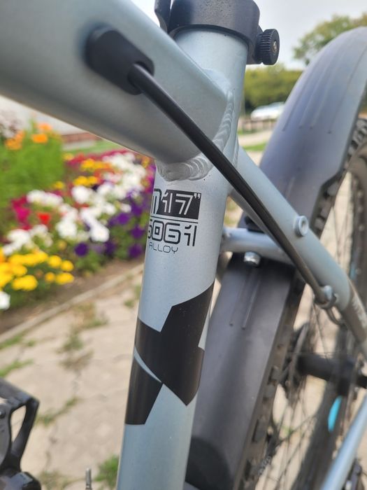 Продам trinx m136 на 17 раме