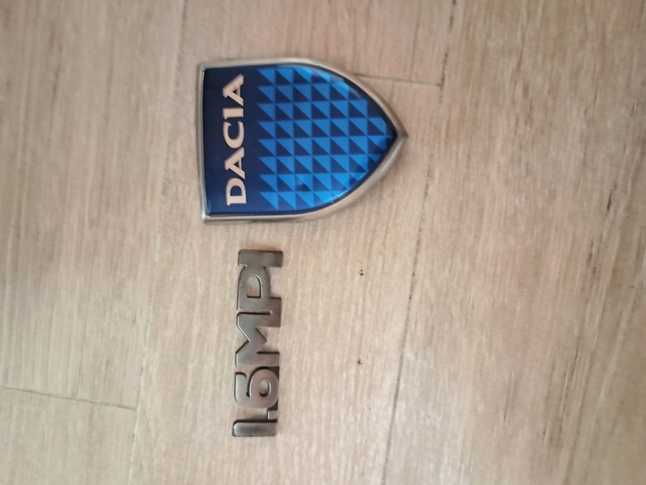 Emblema  Dacia .