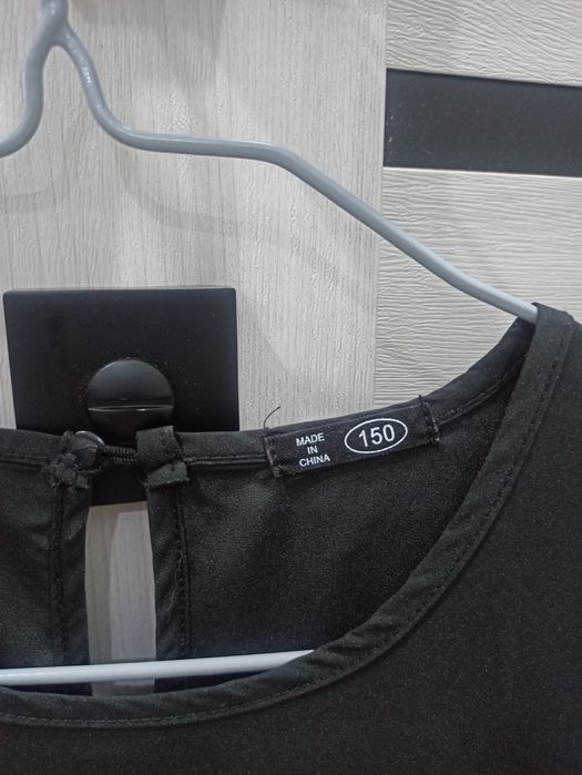 Продам платье на девочку