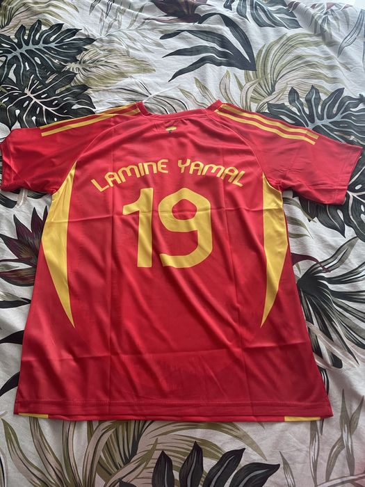 Футболна фланелка Испания – Lamine Yamal (№19)