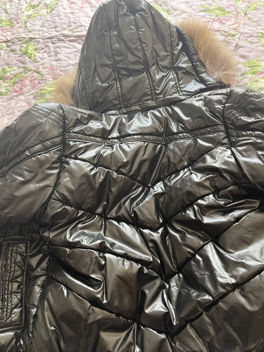 Куртка теплая с мехом на капюшене