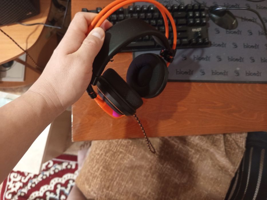 продам игровок ПК и комплектующие