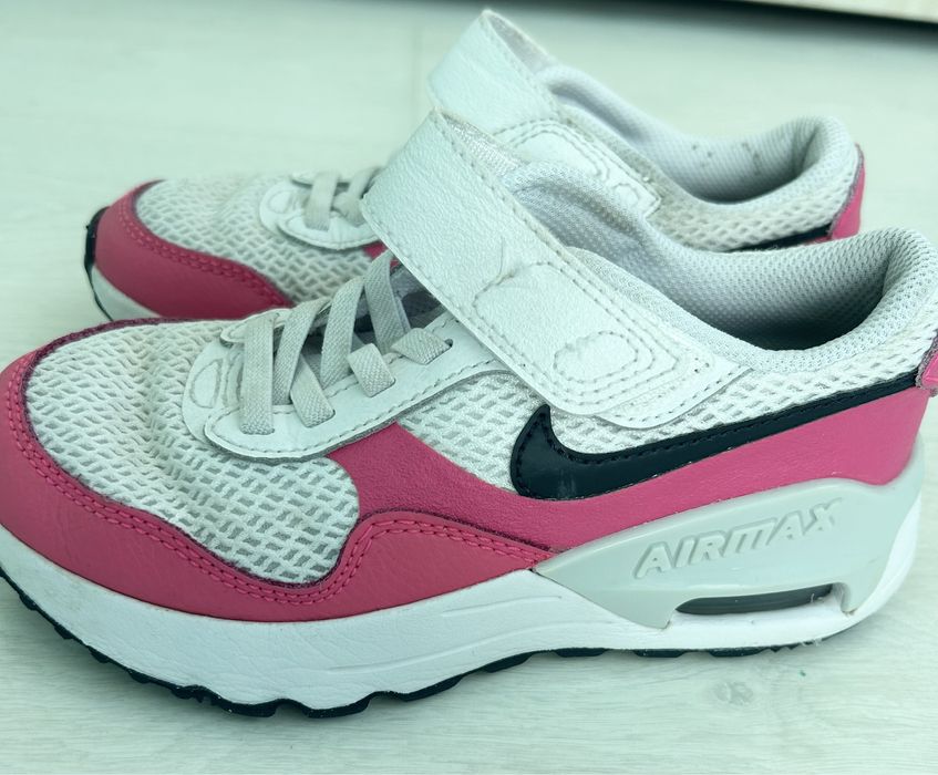 Маратонки Nike/ EU 31