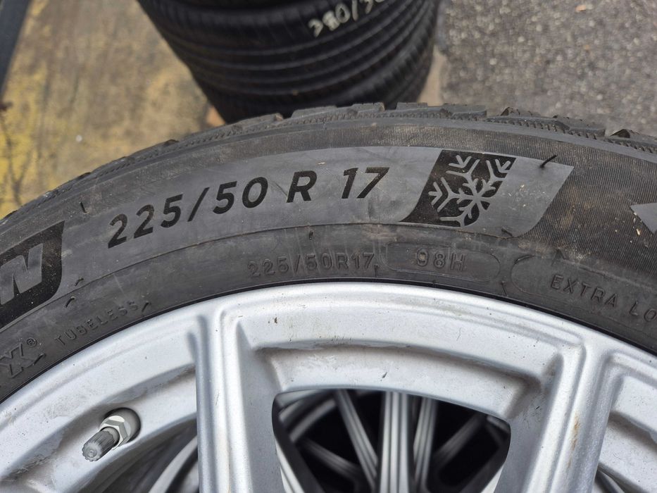 4 Anvelope IARNA - 225/50/17 - MICHELIN 5 - CA UNELE NOI - DOT 2021