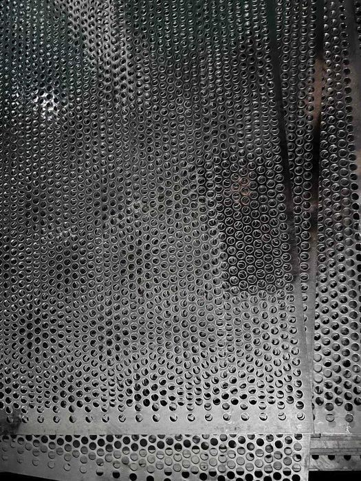 не ищи — у нас есть Дроблёный лист для строительства и производства