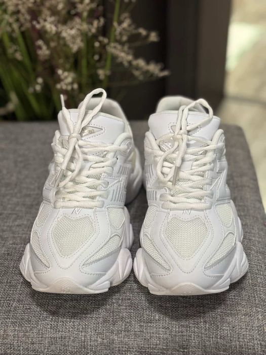 New Balance 9060 U9060NRJ – Сникърси, Бял