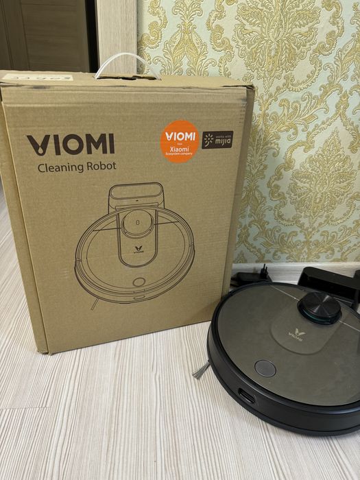 Продам робот пылесос VIOMI V2