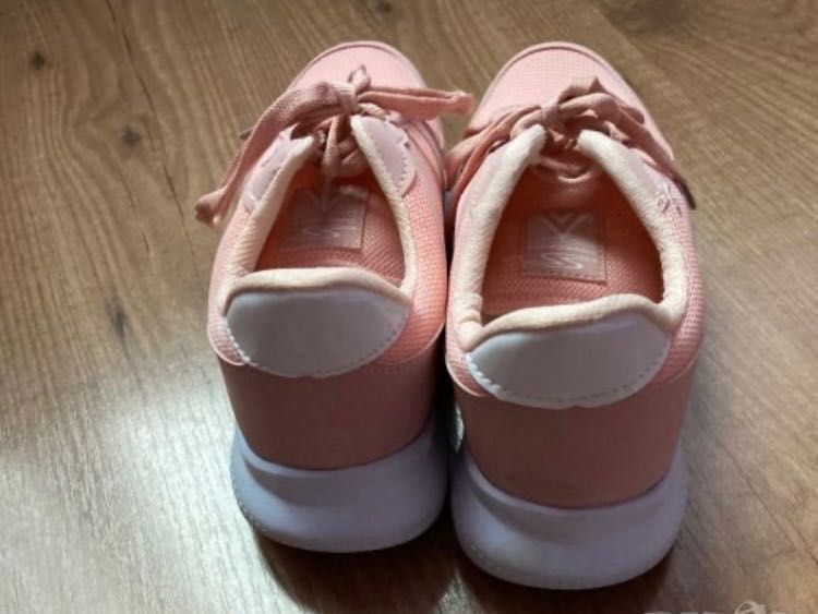 Дамски маратонки