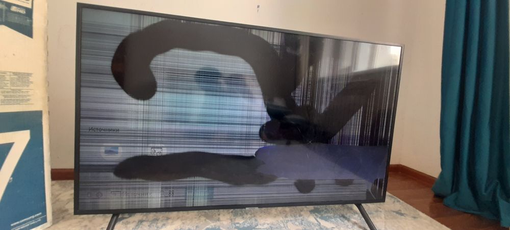 Samsung  телевизор подаётся