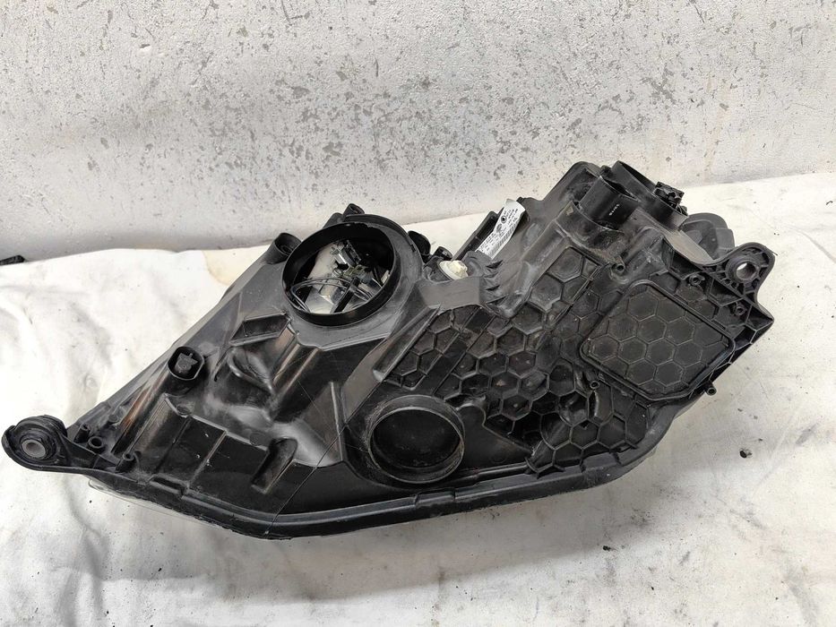 Оригинален фар Шкода Фабиа  Skoda Fabia Led