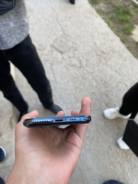 Iphone 11 pro srochniga