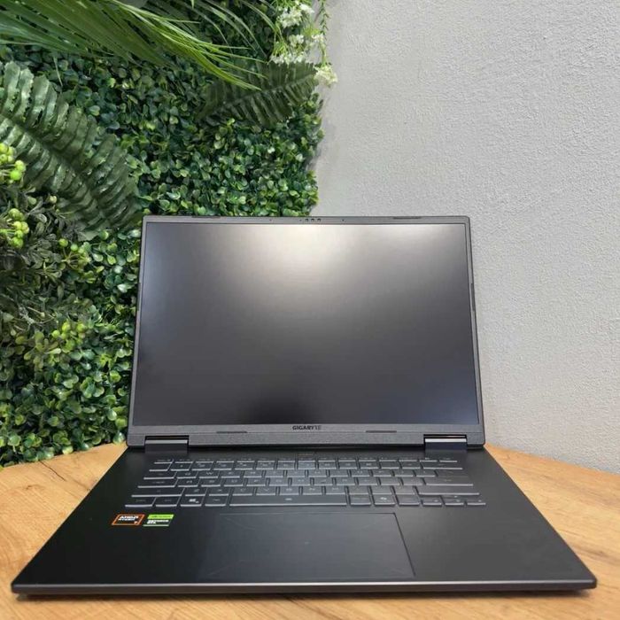 Oferta!!Laptop Gaming Gigabyte A16 – Ryzen 7 260, RTX 5060 8GB, 16" 165Hz, 16GB DDR5, 512GB SSD