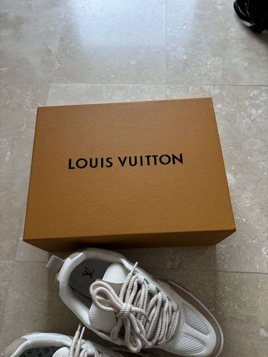 Lv skates sneakers