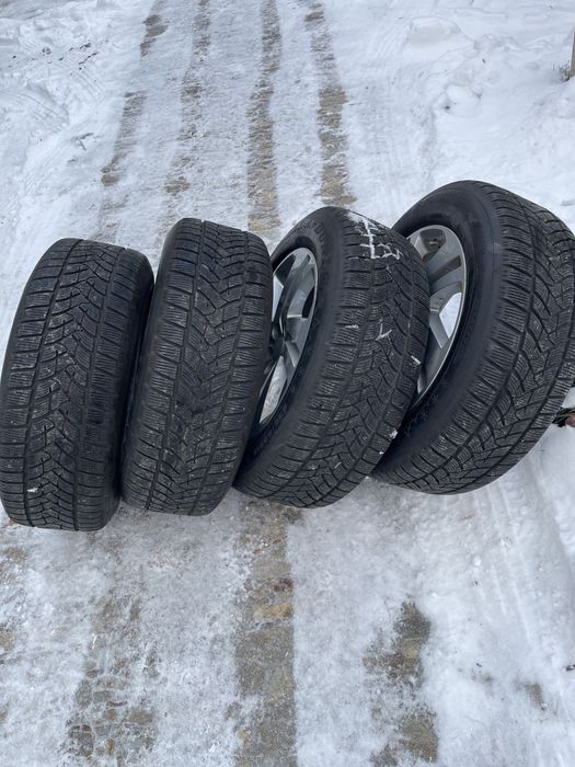 Roti complete Land Rover cu cauciucuri de iarna Dunlop