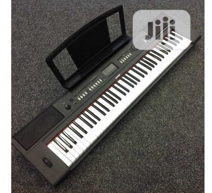 Vand pian portabil Yamaha PIAGGERO NP-V60